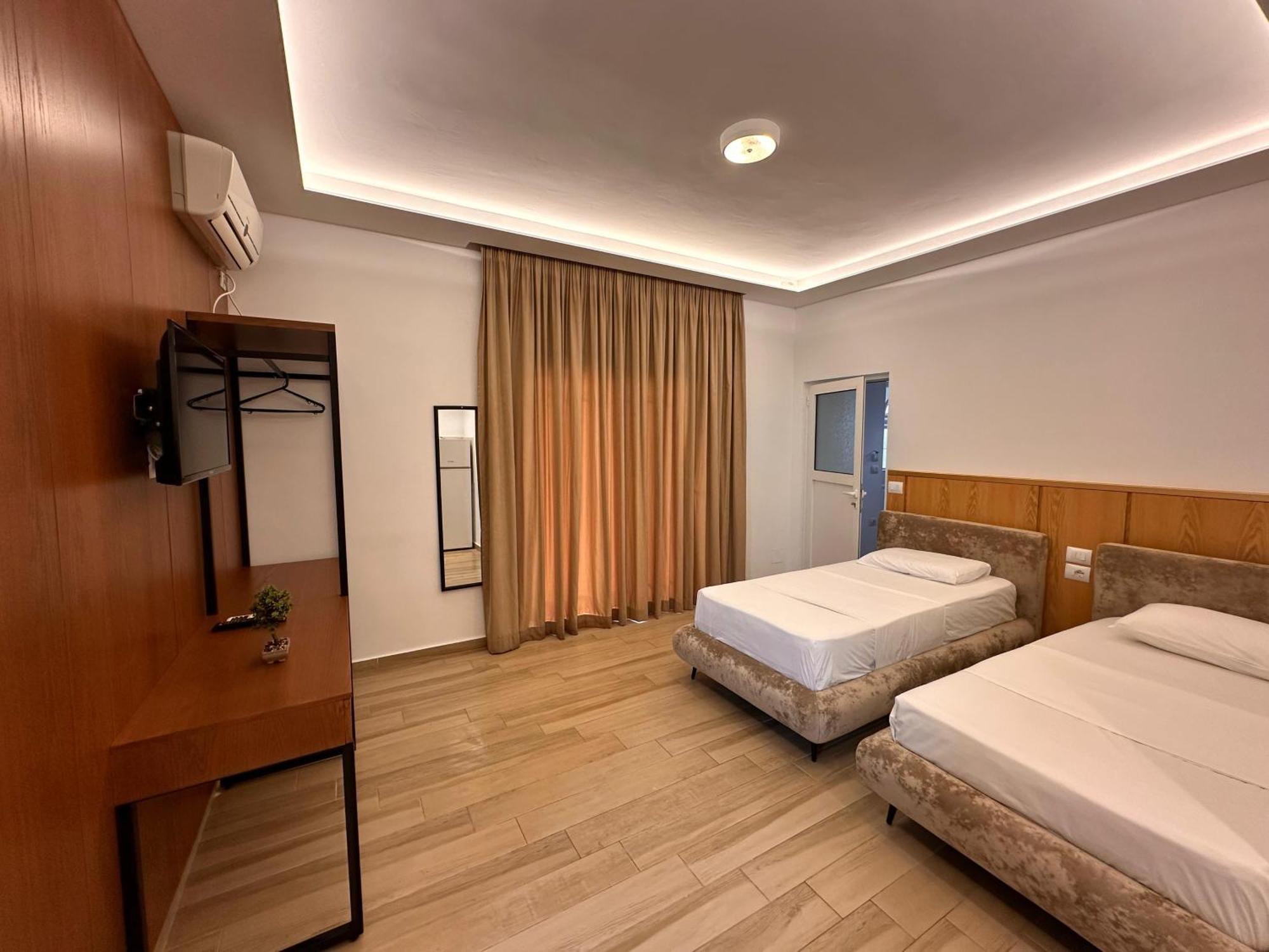 Villa Memaj คซามิล ภายนอก รูปภาพ